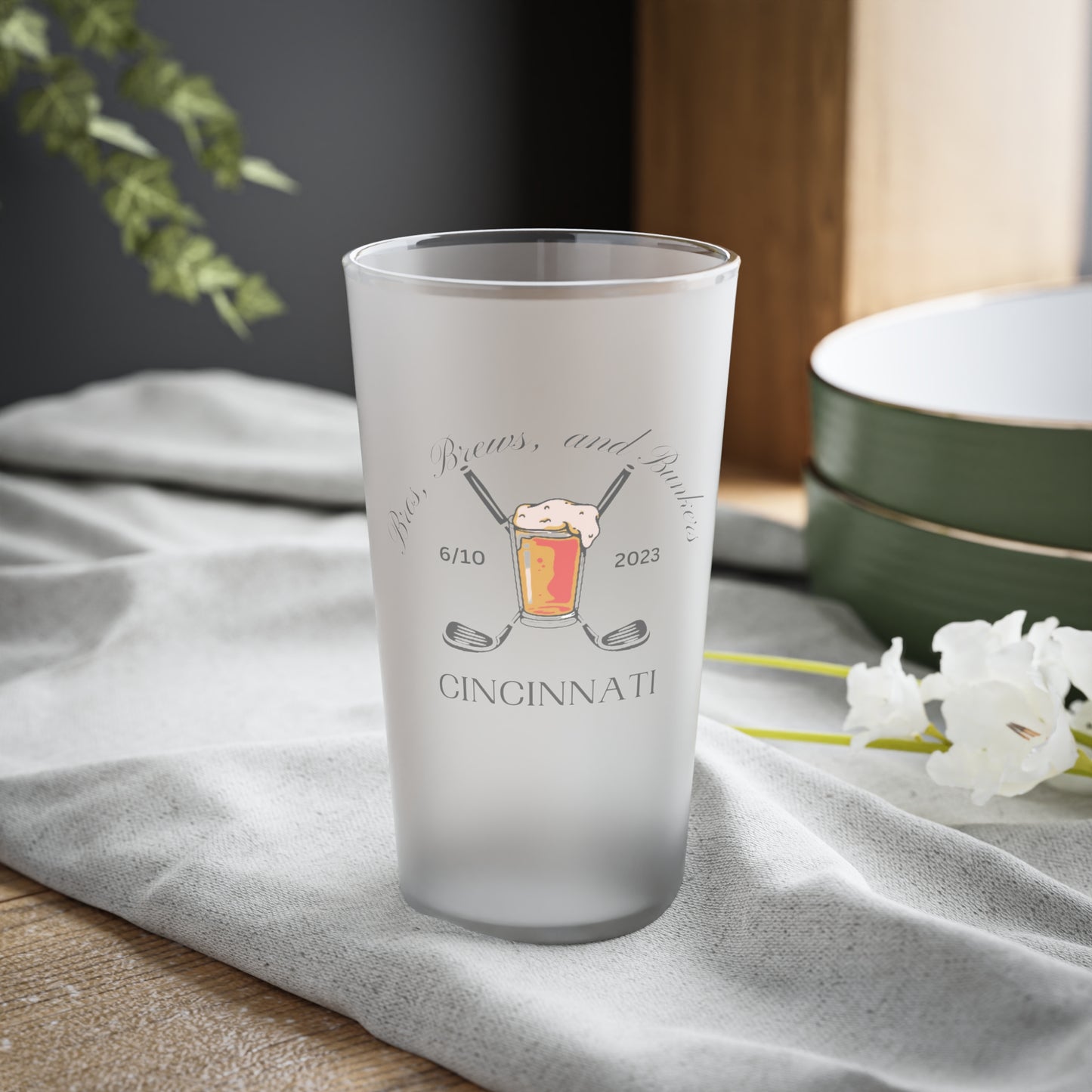 Bros, Brews, and Bunkers Frosted Pint Glass, 16oz