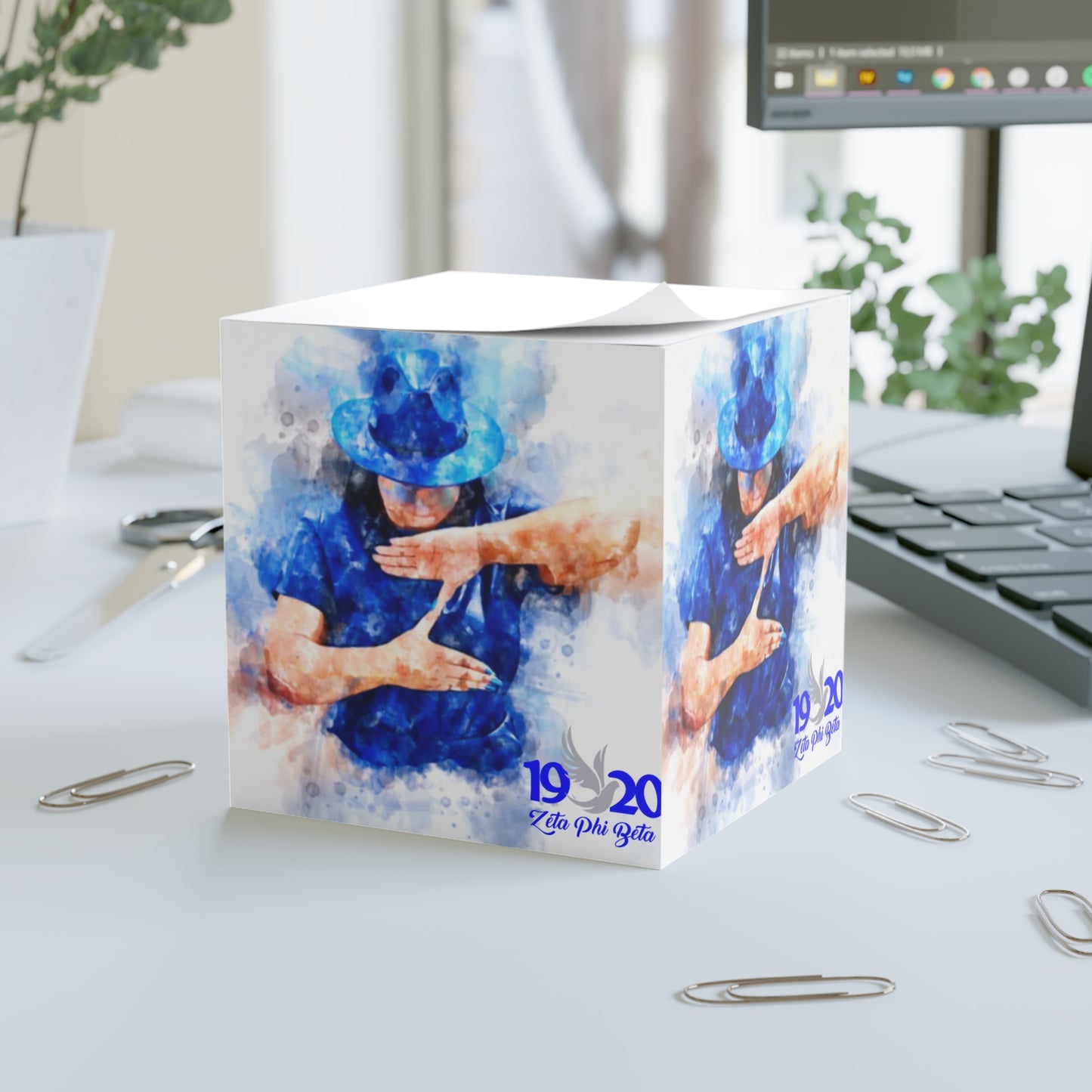 Finer Woman Note Cube