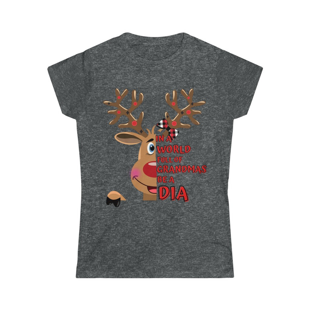 Dia Reindeer Women's Softstyle Tee
