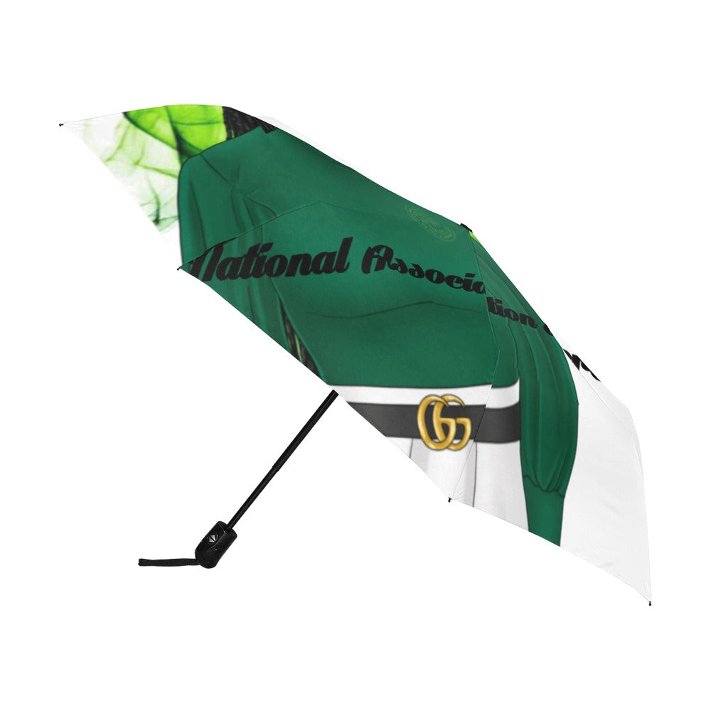 N.A.U.W.:  Lady In Green Umbrella